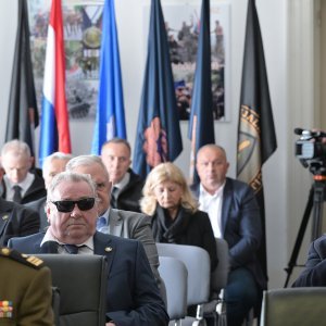 Vladimir Šeks