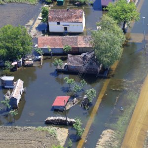 11 godina od katastrofalnih poplava u Gunji