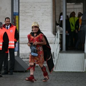 Trg svetog Petra uoči inauguracije pape