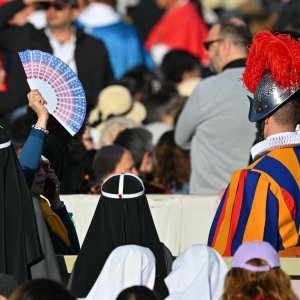 Trg svetog Petra uoči inauguracije pape