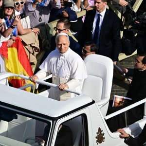 Papa Lav XIV. stigao na Trg svetog Petra