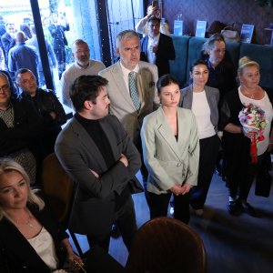 U stožeru Marije Selak Raspudić poslužena je mesna plata