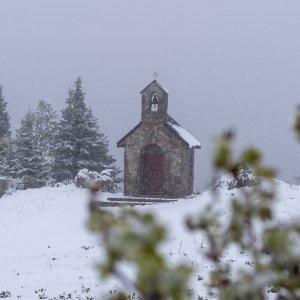 Snijeg pao u Nacionalnom parku Sjeverni Velebit