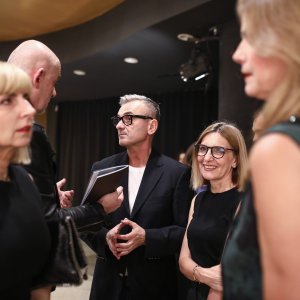 Poznati na premijeri predstave Drama bez naslova