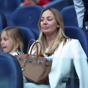 Vanja Modrić s djecom