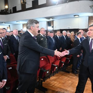 Plenković i Milanović na Danu Hrvatske vojske