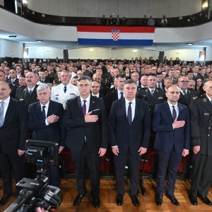 Plenković i Milanović na Danu Hrvatske vojske