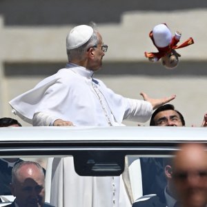 Papa Lav XIV.