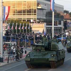 Vojni mimohod u Zagrebu 2015.