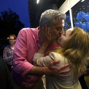 Nino Raspudić i Marija Selak Raspudić poljupcem se oprostili od njezine utrke za gradonačelnicu