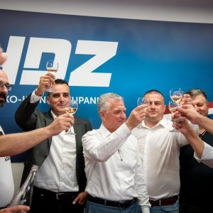 Pobjedu su slavili i u šibenskom HDZ-u