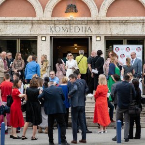 Poznati na premijeri predstave 'Juha braće Marx'