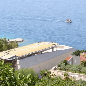 Građevina u Baškoj Vodi
