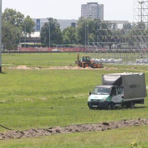 Pripreme za Thompsonov koncert na Hipodromu