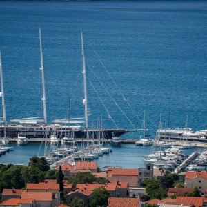 Jahte Jeffa Bezosa u Marini Kaštela