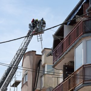 Požar na krovištu kuće na Trešnjevci