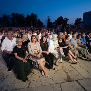 Obitelj Krešimira Ćosića