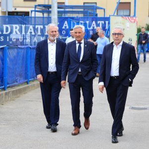 Tradicionalna utakmica nakon svečanog obilježavanja 36. obljetnice osnutka HDZ-a na terenu NK Jarun