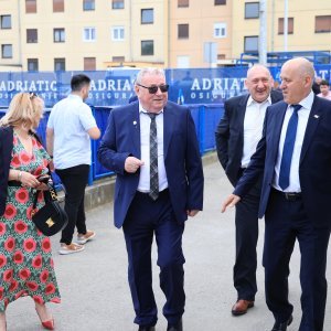 Tradicionalna utakmica nakon svečanog obilježavanja 36. obljetnice osnutka HDZ-a na terenu NK Jarun