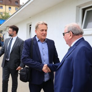 Tradicionalna utakmica nakon svečanog obilježavanja 36. obljetnice osnutka HDZ-a na terenu NK Jarun