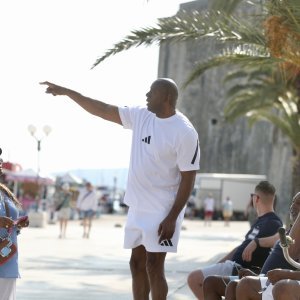 Magic Johnson s obitelji i prijateljima u Trogiru