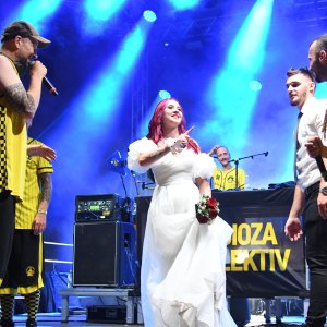 Mladenci sa svadbe došli na koncert Dubioze