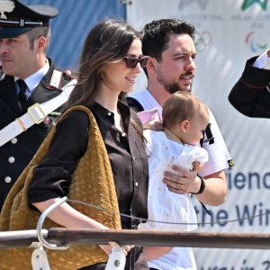 Rajwa Al Hussein s kćeri Iman bint Hussein i suprug princ Hussein bin Abdullah