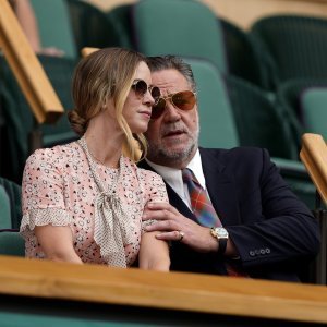 Russell Crowe i Britney Theriot