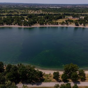 Rupa na dnu Jaruna