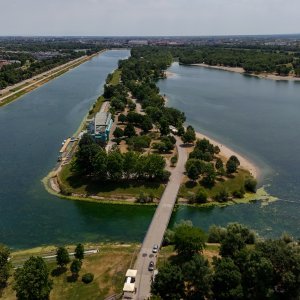 Rupa na dnu Jaruna