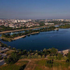 Rupa na dnu Jaruna