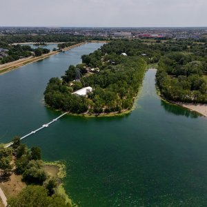Rupa na dnu Jaruna