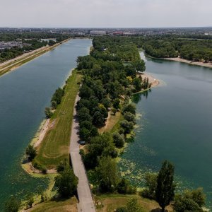 Rupa na dnu Jaruna
