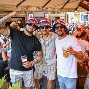 Zagreb: Atmosfera u centru grada uoči sutrašnjeg koncerta Marka Perkovića Thompsona