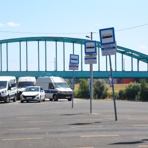 Obožavatelji u fan zonama ispred Hipodroma