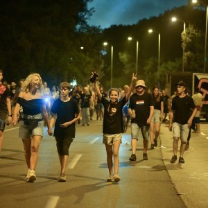Rijeka ljudi odlazi s Hipodroma