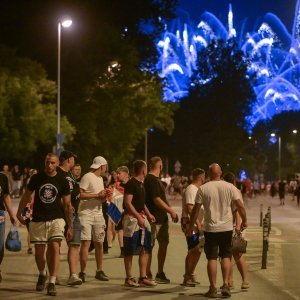 Rijeka ljudi odlazi s Hipodroma
