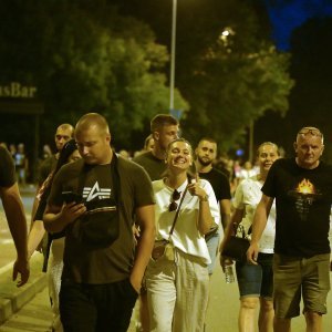 Rijeka ljudi odlazi s Hipodroma