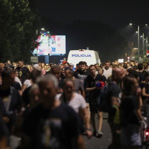 Rijeka ljudi odlazi s Hipodroma