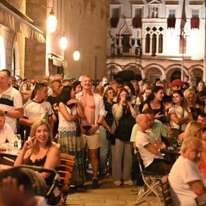 Nina Badrić u Dubrovniku
