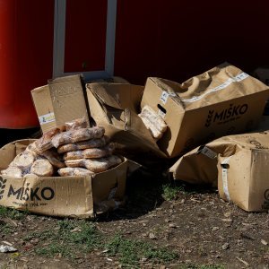 Sendviči i peciva na Bundeku nakon Thompsonova koncerta