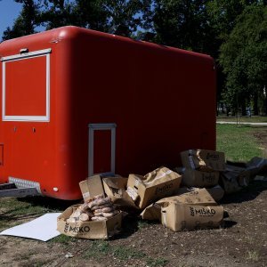 Sendviči i peciva na Bundeku nakon Thompsonova koncerta