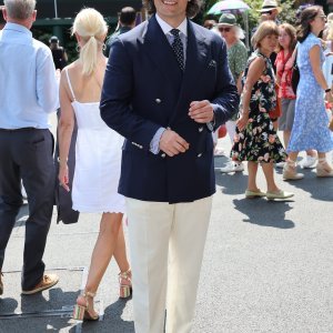 Henry Cavill