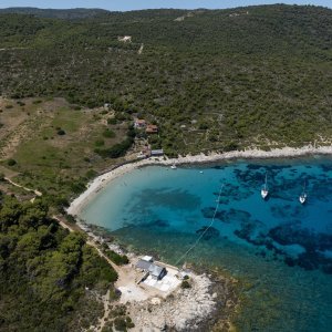 Plaža Zaglav na Visu