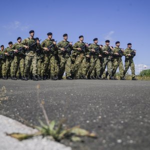 Uvježbavanje pješačkih postroja za mimohod