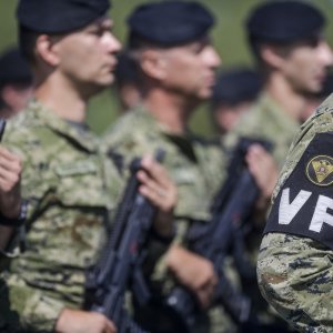 Uvježbavanje pješačkih postroja za mimohod