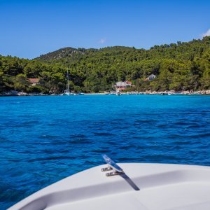 Vela Luka: Uvala Slatina