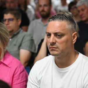 Promocija novog albuma Olivera Dragojevića 'Dolaziš'