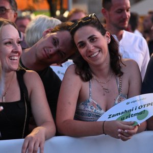 Vela Luka uoči početka koncerta 'Trag u beskraju'