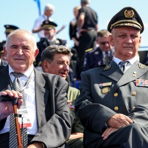 Umirovljeni generali Rahim Ademi i Ljubo Ćesić Rojs